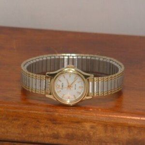 Pre-Owned Women’s Timex Analog Casual Watch